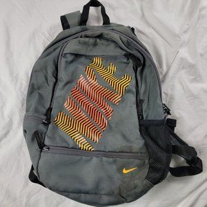 Nike Gray Backpack Lightweight Casual Outdoors School Collage Travel